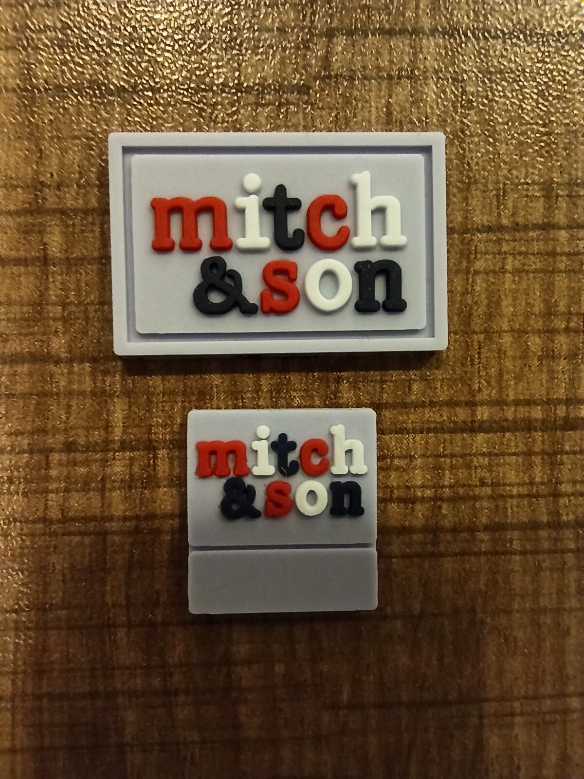 mitch and son silikon etiket